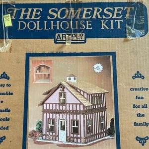 80’s Vintage Artply #85 The Somerset Dollhouse Kit